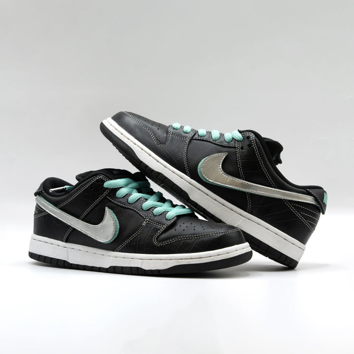 Nike Dunk Low SB x Diamond Supply Co. Black Diamond
